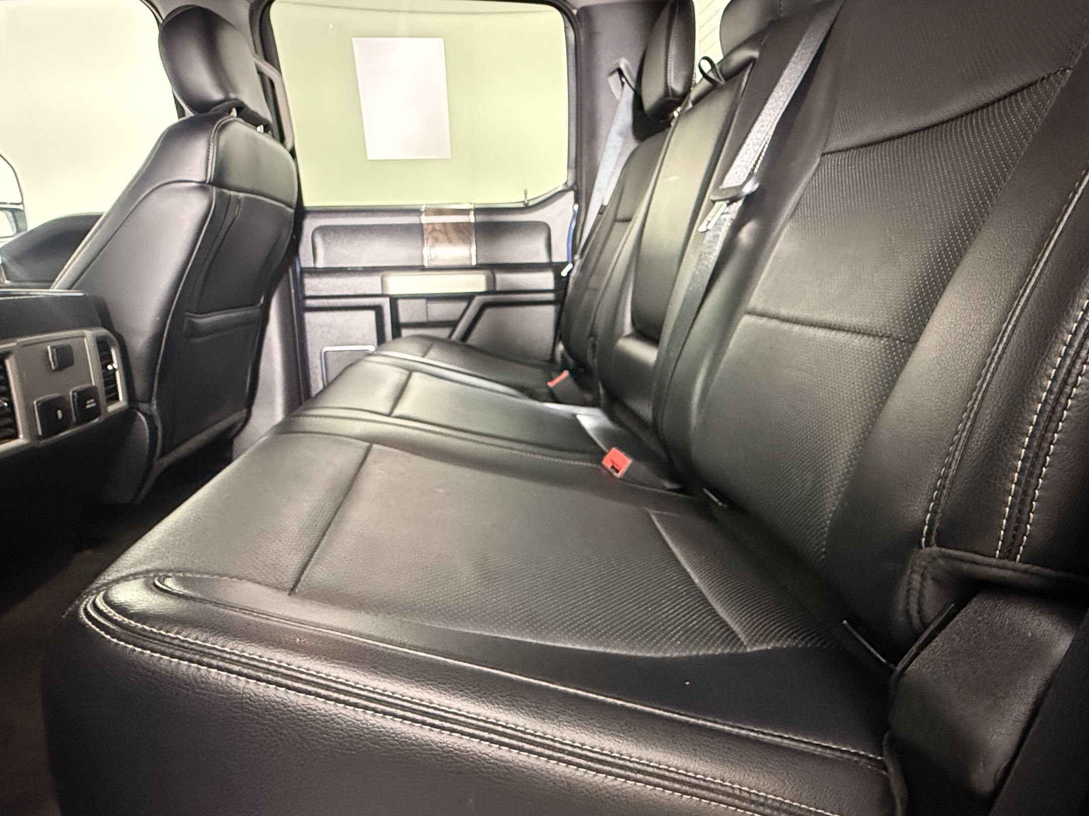 Used 2018 Ford F250 Lariat w/ Chrome Package AWD/4WD image 19
