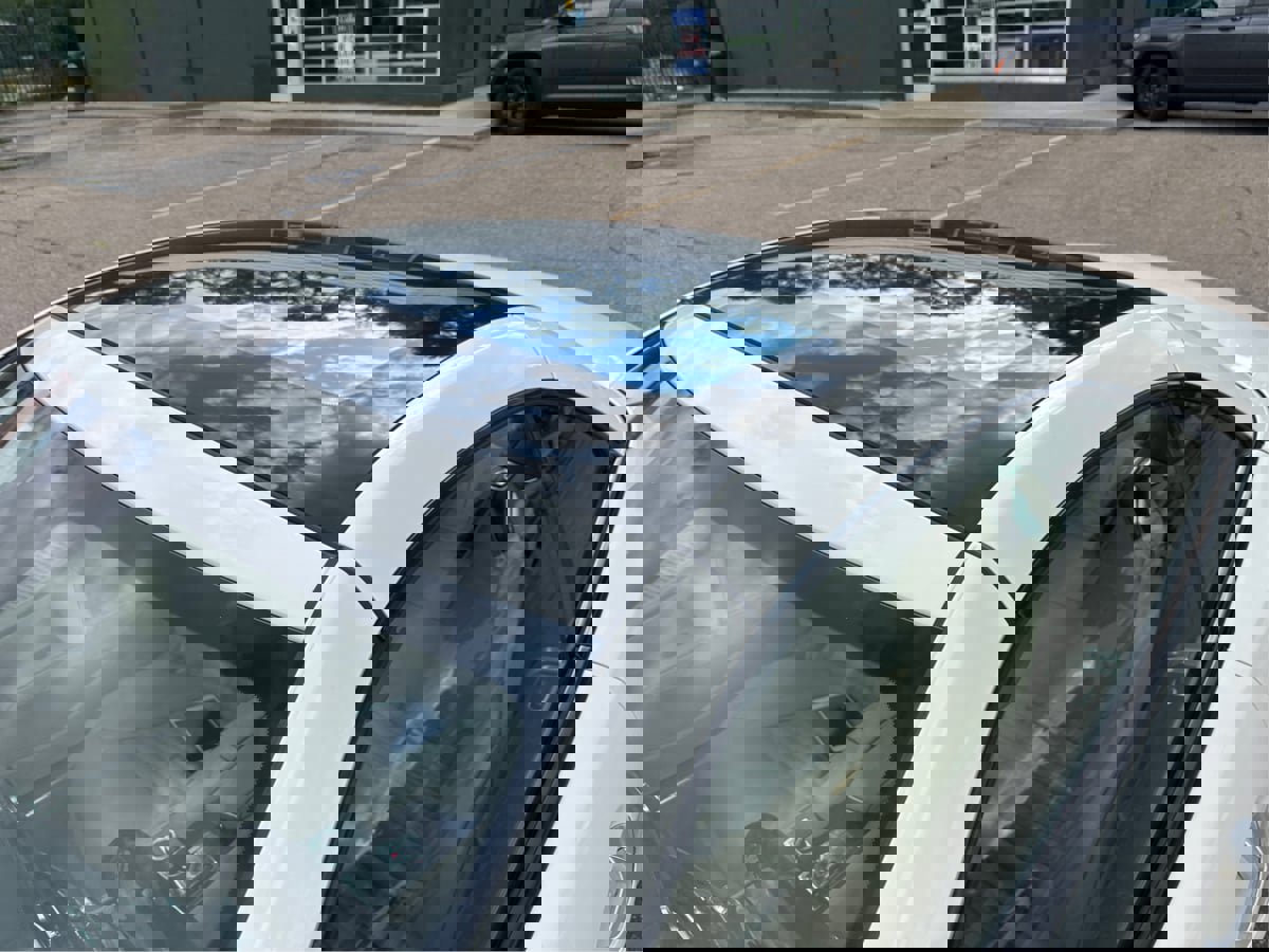 Used 2013 Mercedes-Benz SL 550 image 11