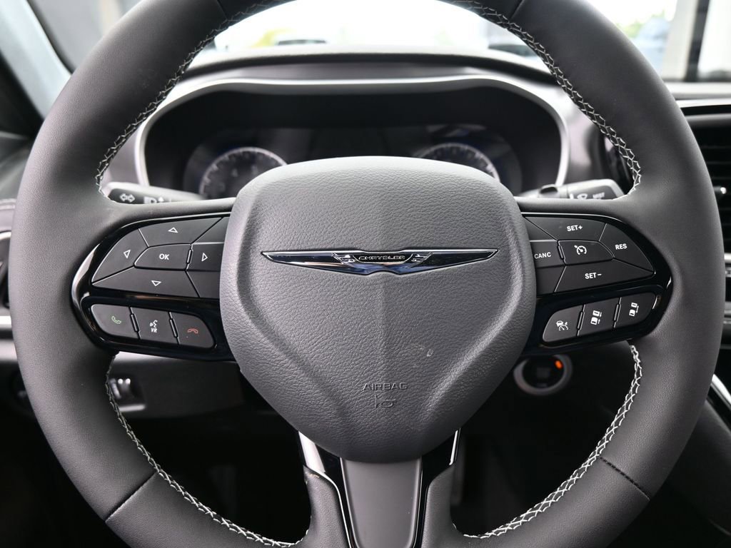 New 2026 Chrysler Pacifica Select w/ S Appearance Package image 26