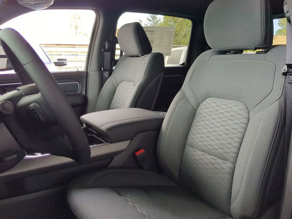 New 2026 RAM 1500 Big Horn AWD/4WD image 6