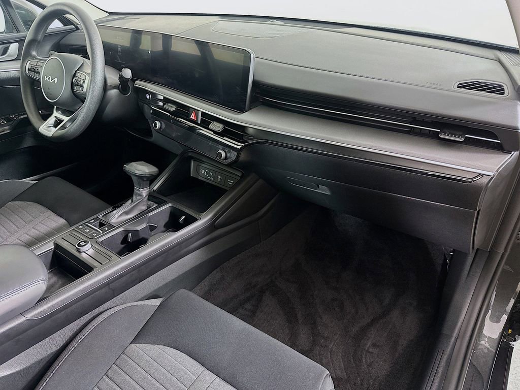 Certified 2025 Kia K5 LXS FWD image 29