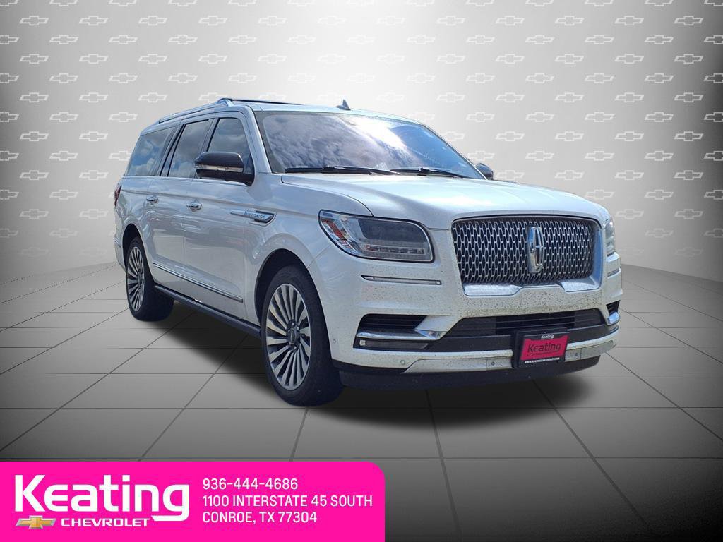 Used 2018 Lincoln Navigator L Reserve w/ Technology Package AWD/4WD image 3