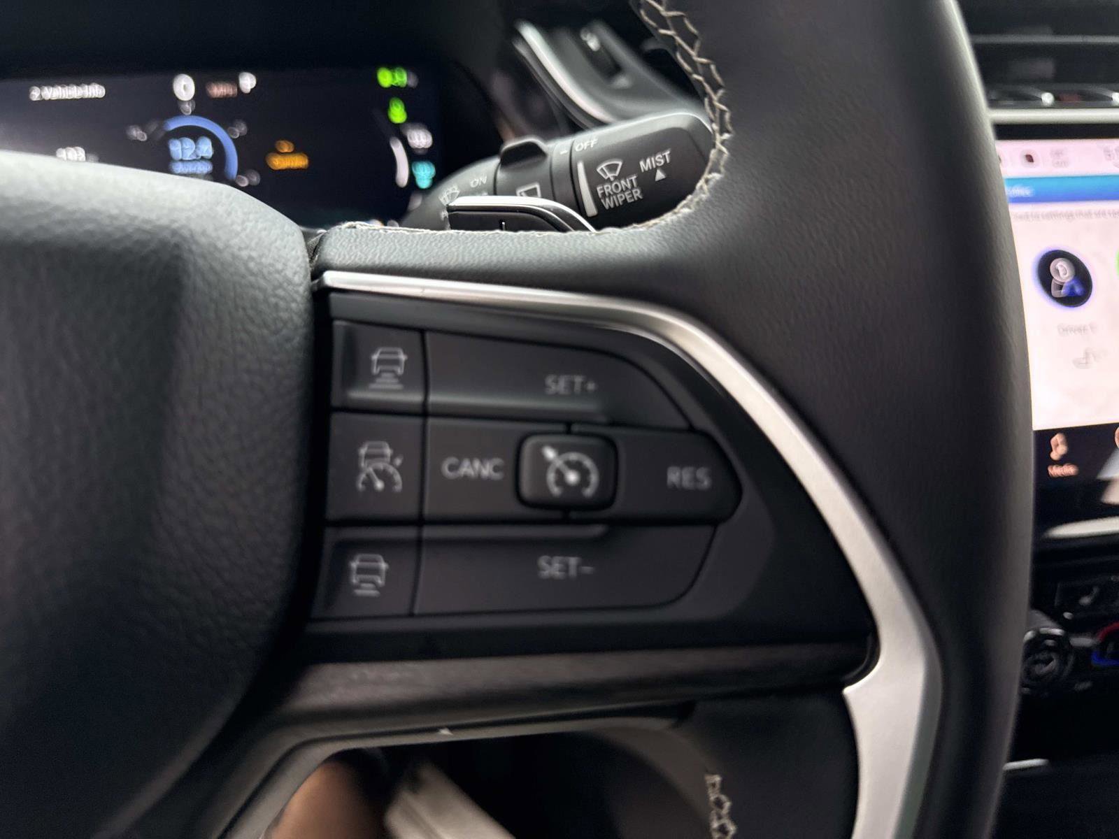 Used 2024 Jeep Grand Cherokee Limited 4xe image 27