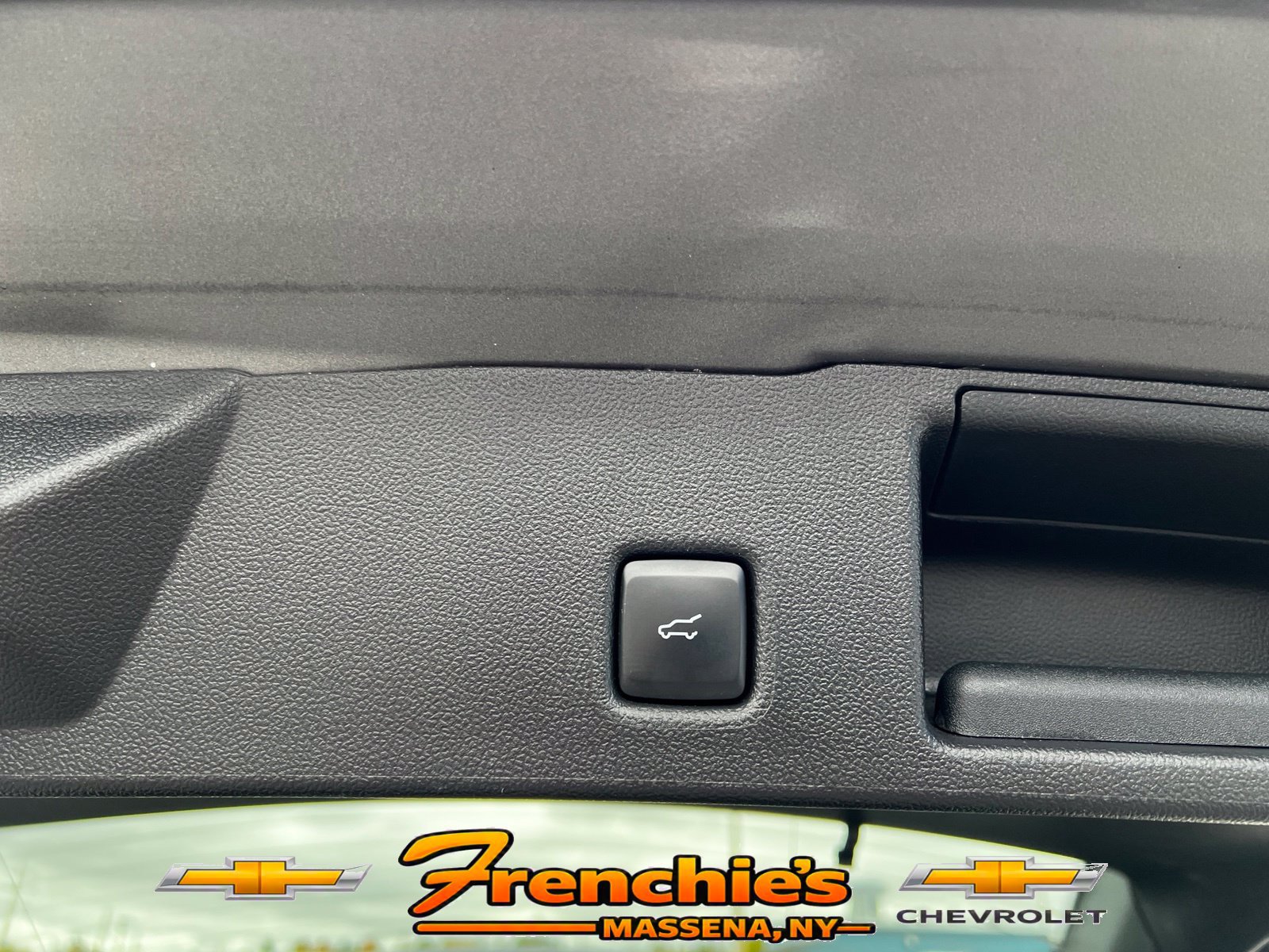 Used 2025 Ford Escape Platinum AWD/4WD image 6