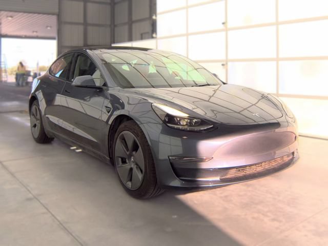 Used 2023 Tesla Model 3 Standard Range RWD image 3