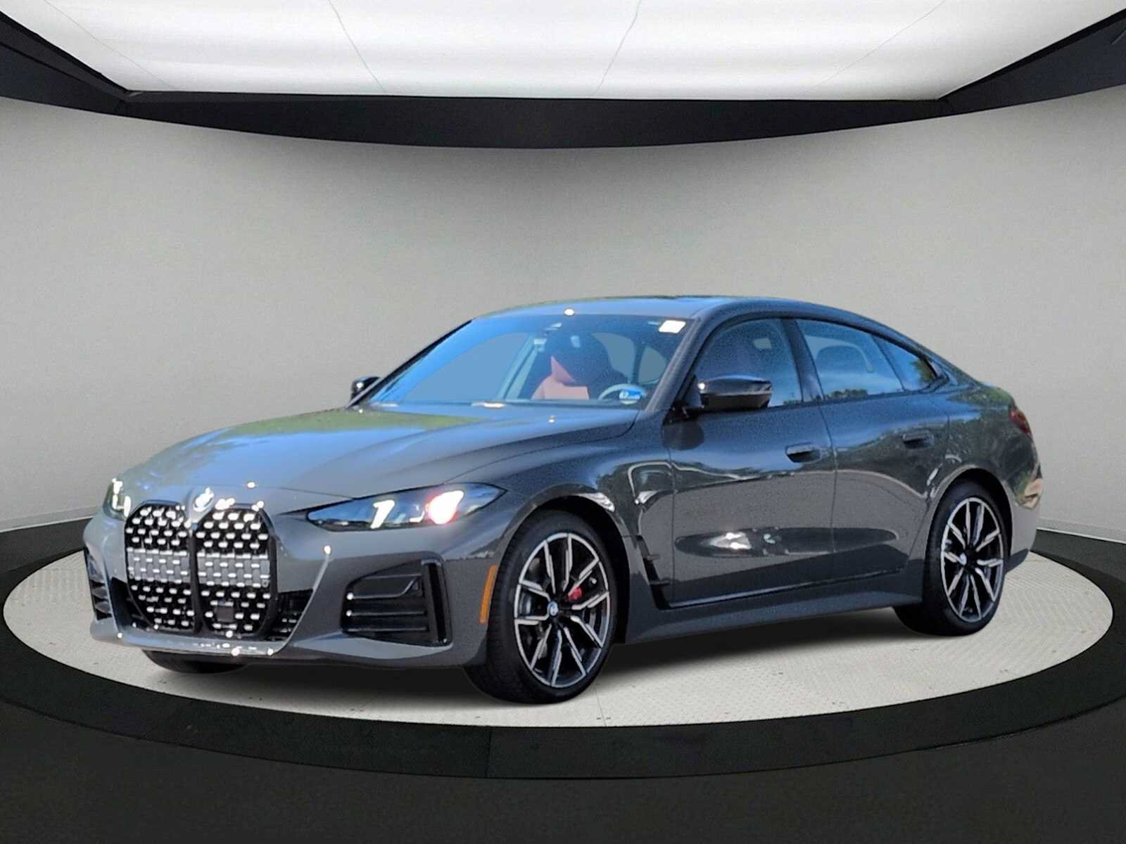 New 2026 BMW 430i xDrive w/ M Sport Package AWD/4WD image 4