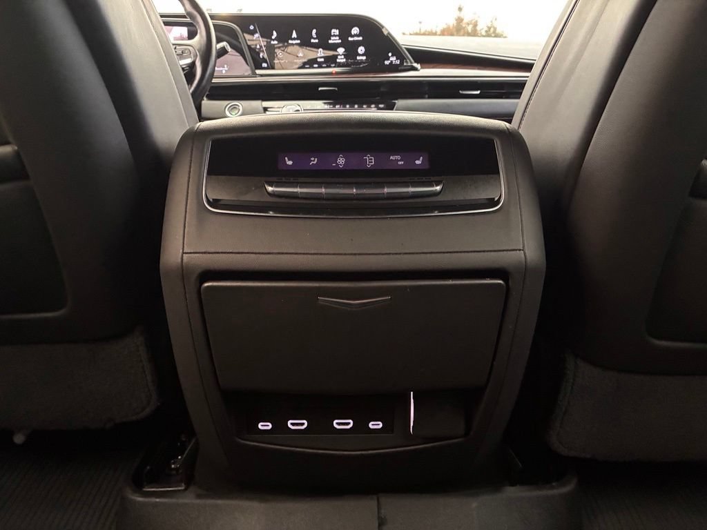 Used 2021 Cadillac Escalade ESV Sport Platinum w/ LPO, ONYX Package AWD/4WD image 20