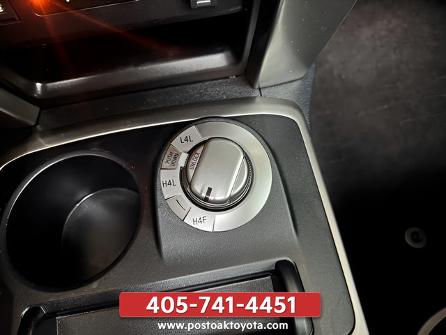 Used 2024 Toyota 4Runner Limited AWD/4WD image 22