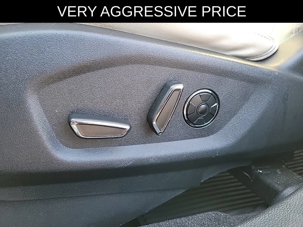Used 2016 Ford Explorer Platinum AWD/4WD image 17