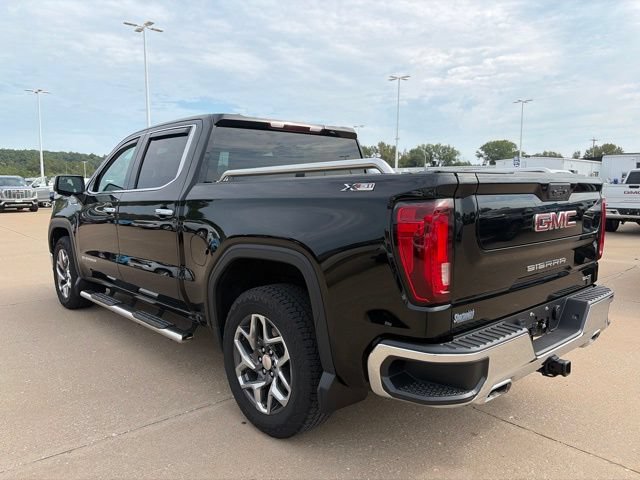 Used 2023 GMC Sierra 1500 SLT AWD/4WD image 6
