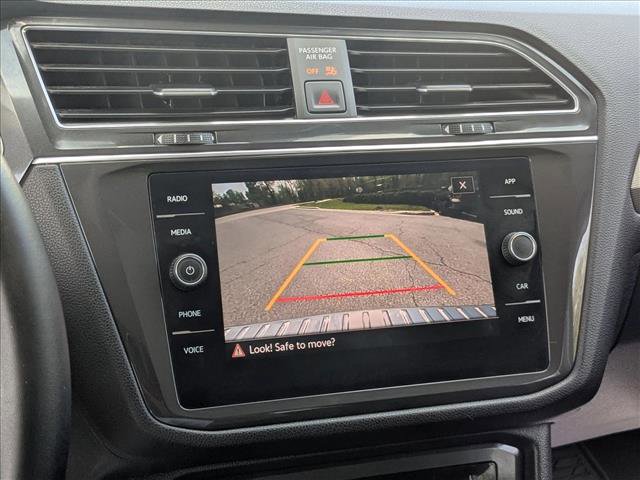 Used 2022 Volkswagen Tiguan SE FWD image 13