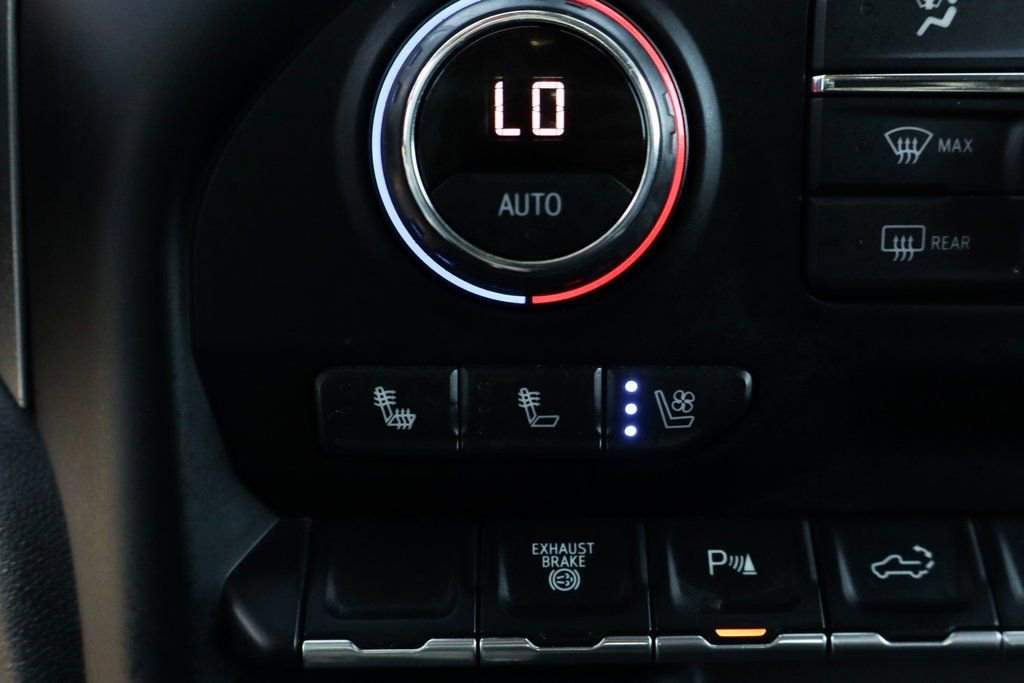 Used 2020 Chevrolet Silverado 3500 LTZ w/ LTZ Plus Package image 36