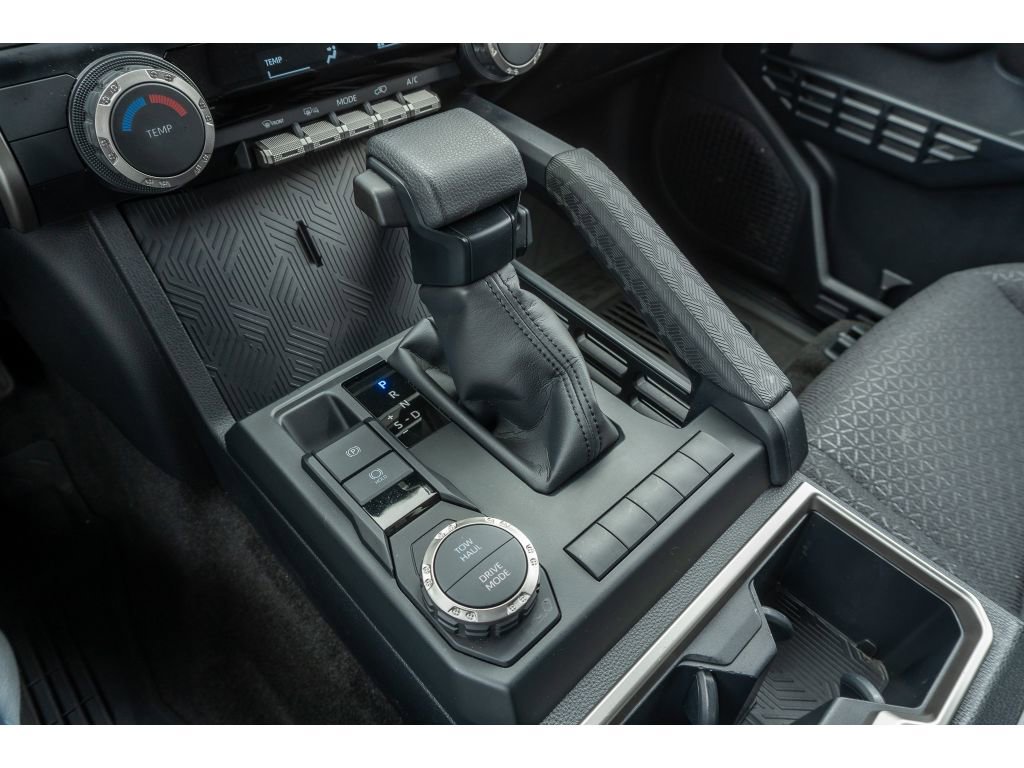 Used 2025 Toyota 4Runner SR5 image 25