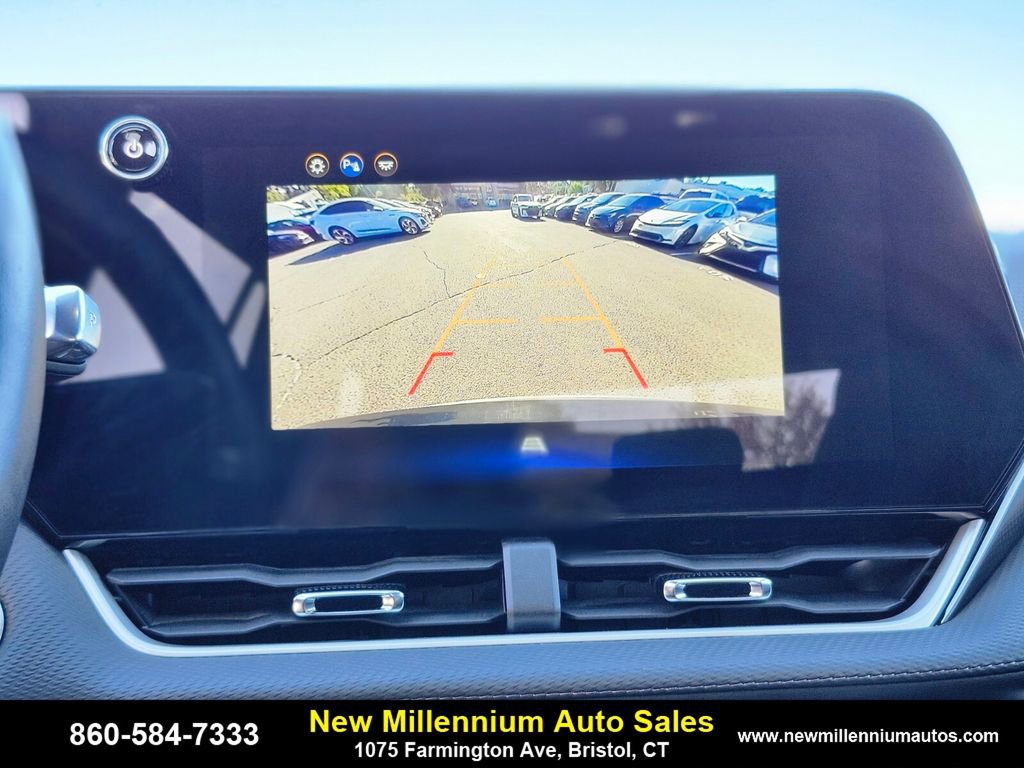 Used 2025 Chevrolet Equinox LT image 21
