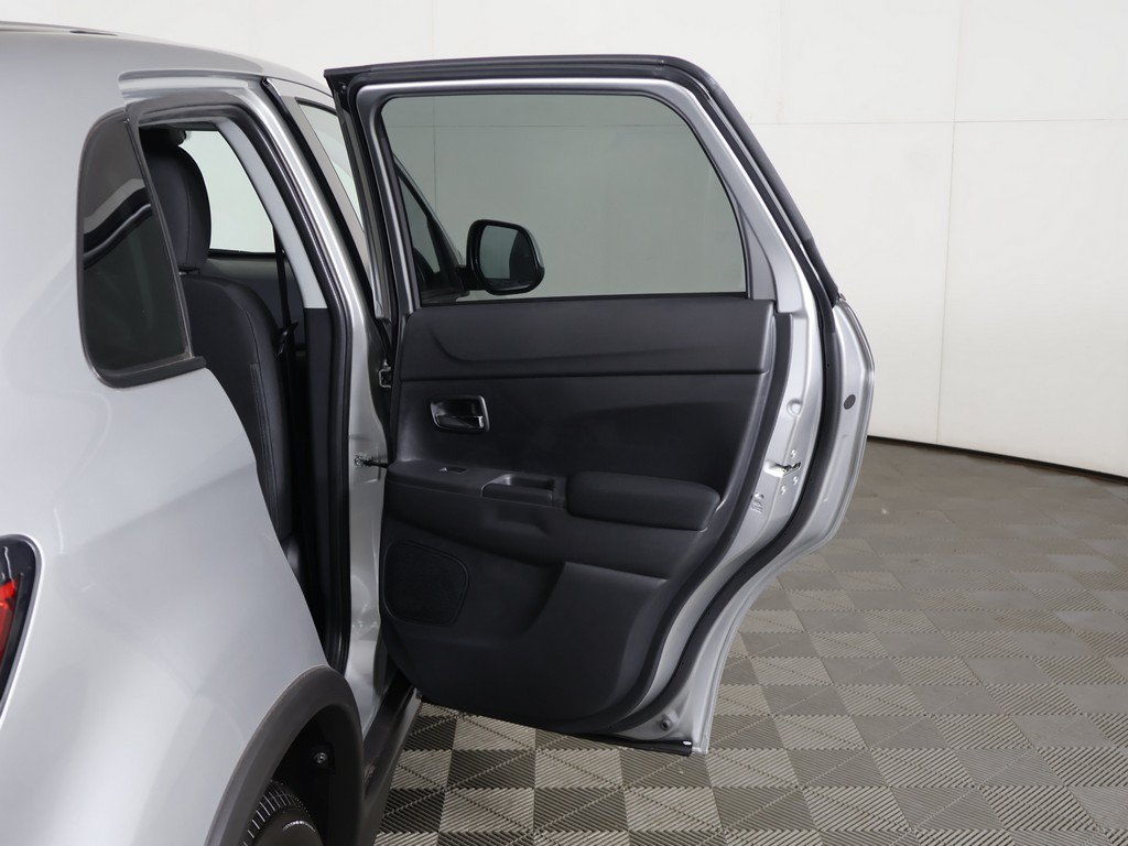 New 2027 Mitsubishi Outlander Sport FWD image 18