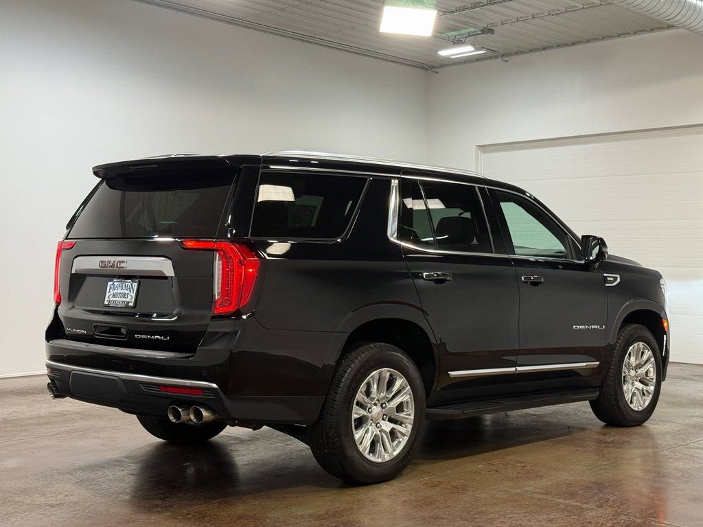 Used 2024 GMC Yukon Denali image 3