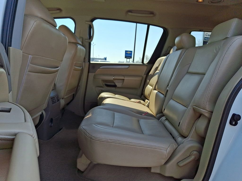 Used 2013 Nissan Armada SV image 11