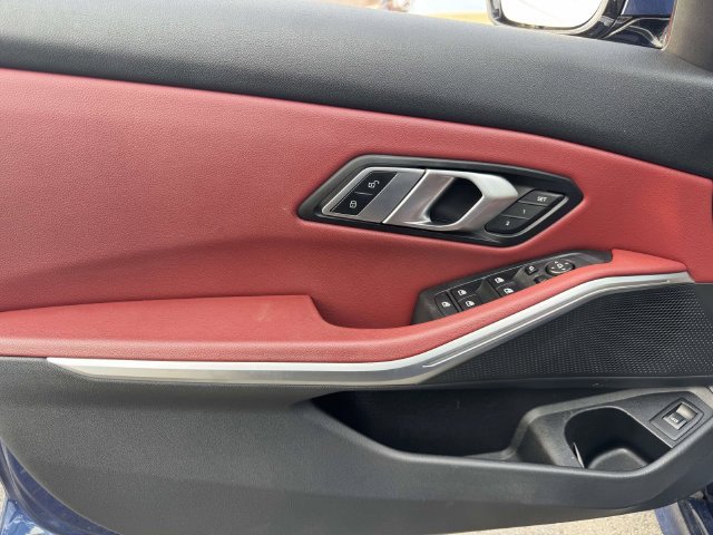 Used 2022 BMW 330i xDrive Sedan w/ Convenience Package AWD/4WD image 21