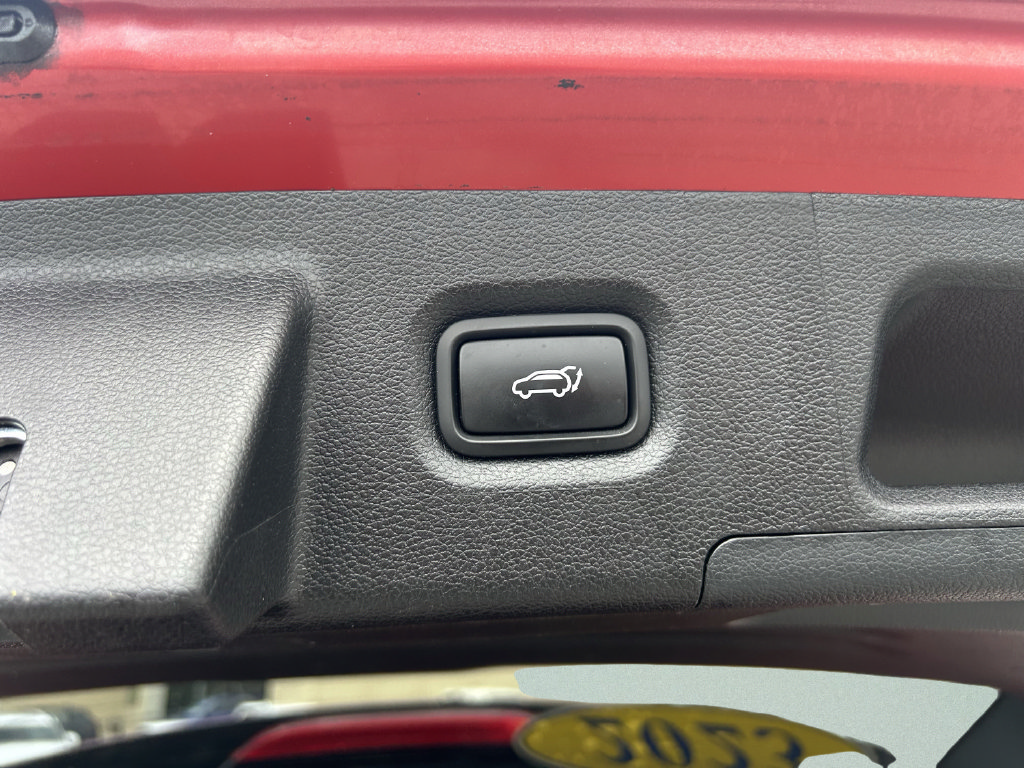 Certified 2023 Hyundai Santa Fe SEL w/ Premium Package FWD image 16