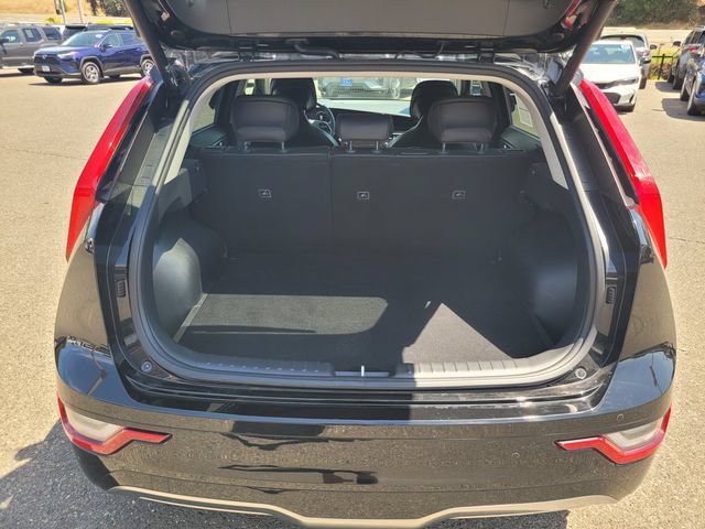 Used 2024 Kia Niro Wave w/ Wave Preserve Package FWD image 8