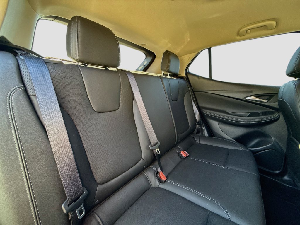 Used 2024 Buick Encore GX Sport Touring w/ Advanced Technology Package AWD/4WD image 34