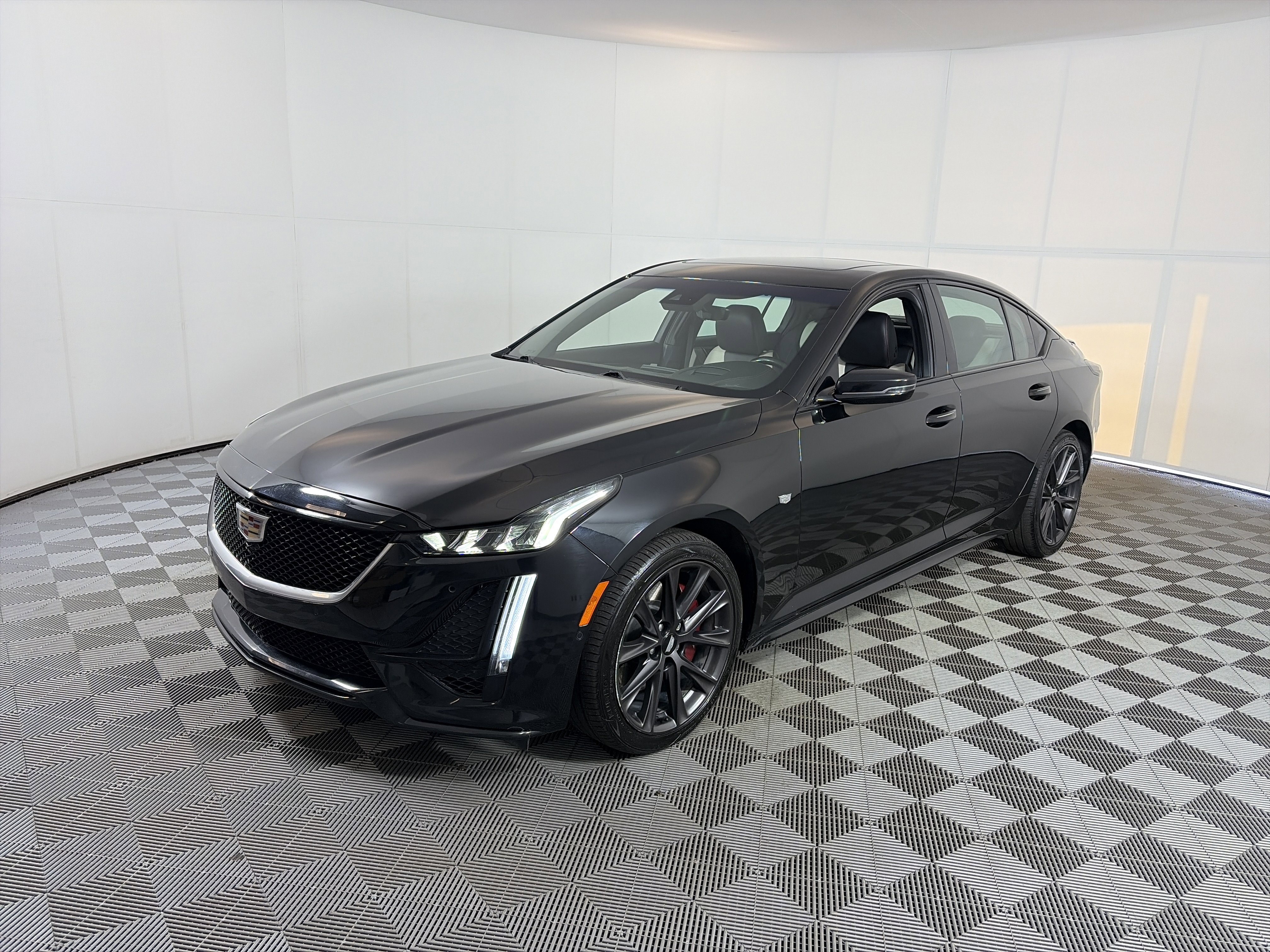 Used 2020 Cadillac CT5 Sport w/ Parking Package AWD/4WD image 2