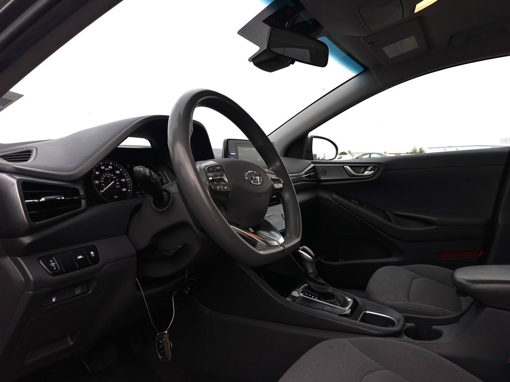 Used 2020 Hyundai Ioniq Blue image 12