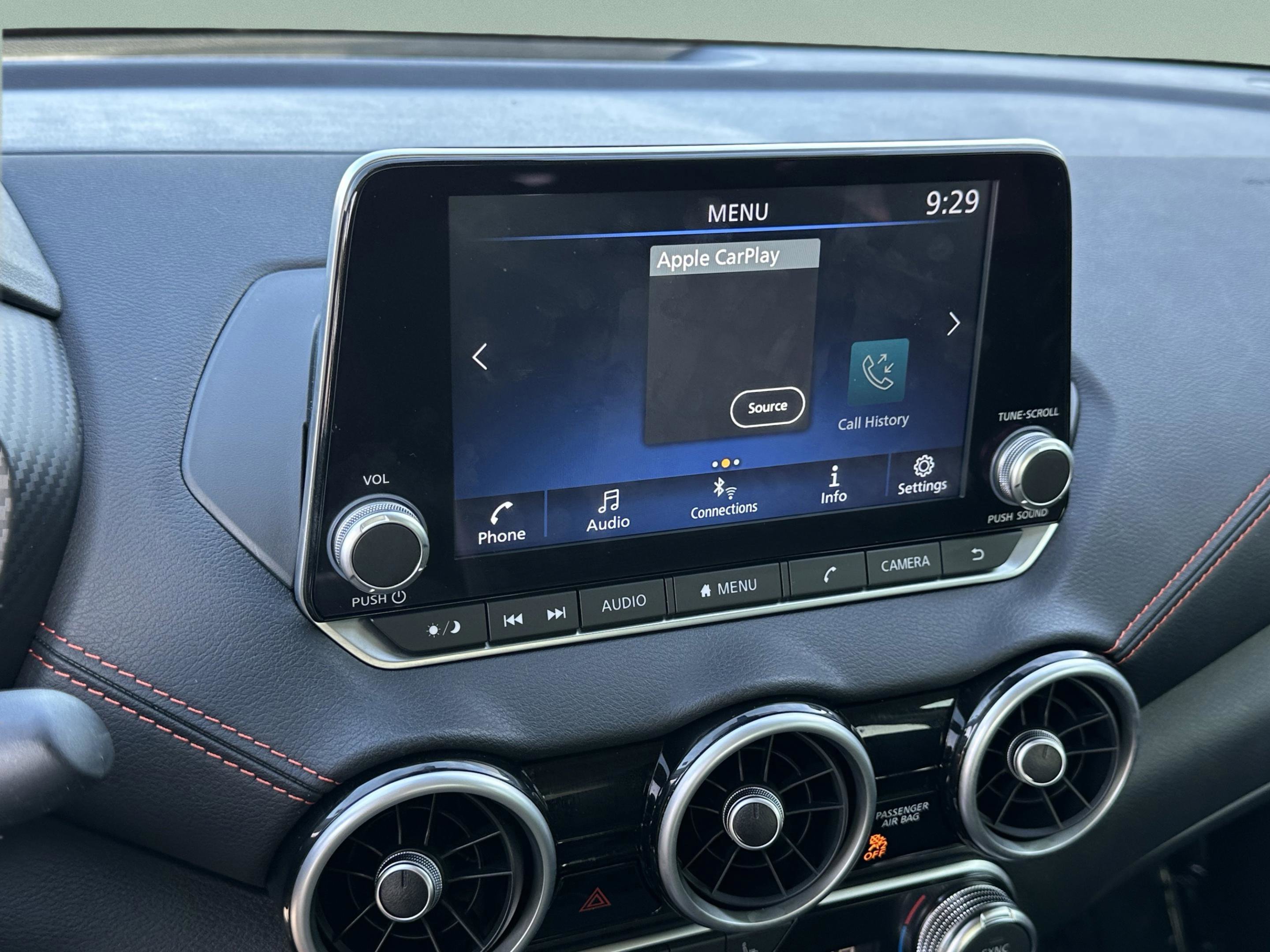 Certified 2025 Nissan Sentra SR image 24