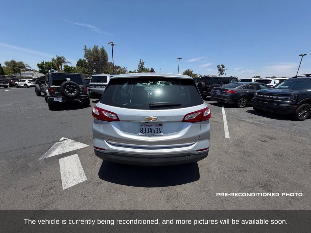 Used 2019 Chevrolet Equinox LS FWD image 4