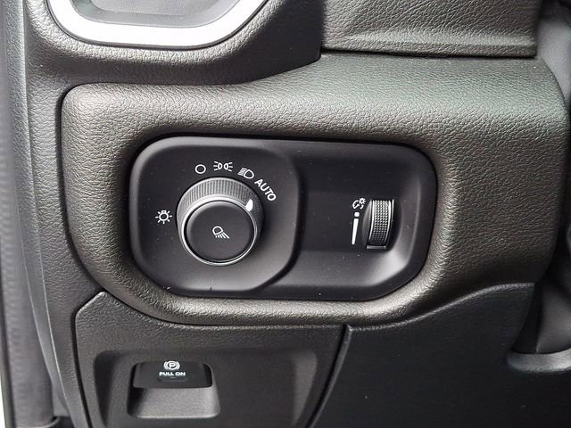 Used 2023 RAM 1500 Lone Star image 28