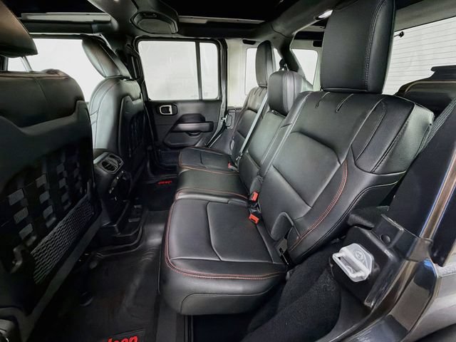 Used 2022 Jeep Wrangler Unlimited Rubicon w/ Steel Bumper Group AWD/4WD image 25