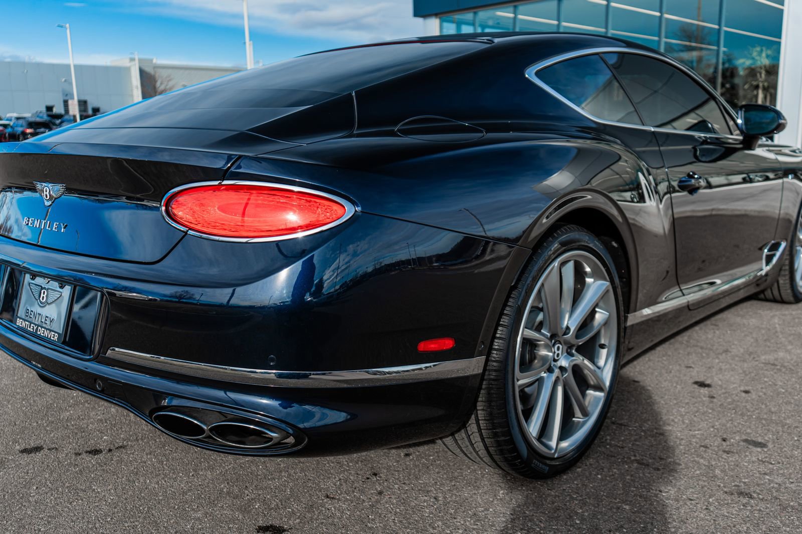 Used 2022 Bentley Continental GT image 13