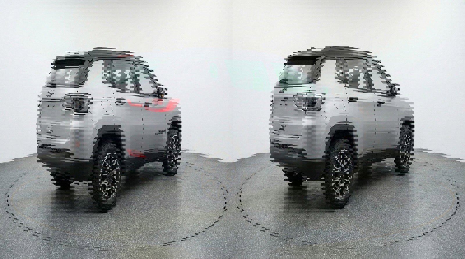 Used 2025 Jeep Compass Trailhawk image 7