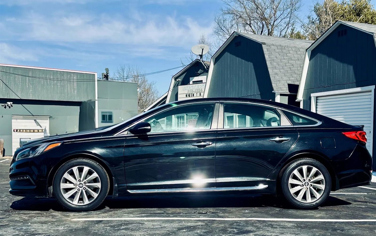 Used 2016 Hyundai Sonata Sport w/ Option Group 02 image 7