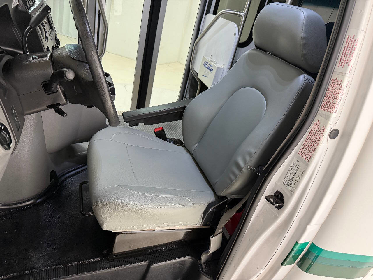 Used 2016 Ford E-350 and Econoline 350 Super Duty w/ Shuttle Bus Prep Package image 54