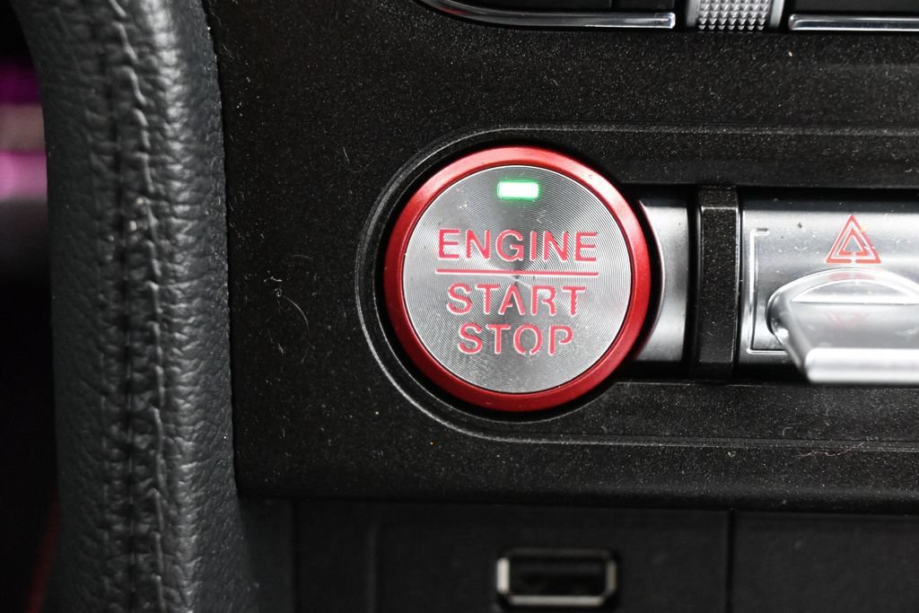 Used 2020 Ford Mustang GT Premium w/ Equipment Group 401A RWD image 23