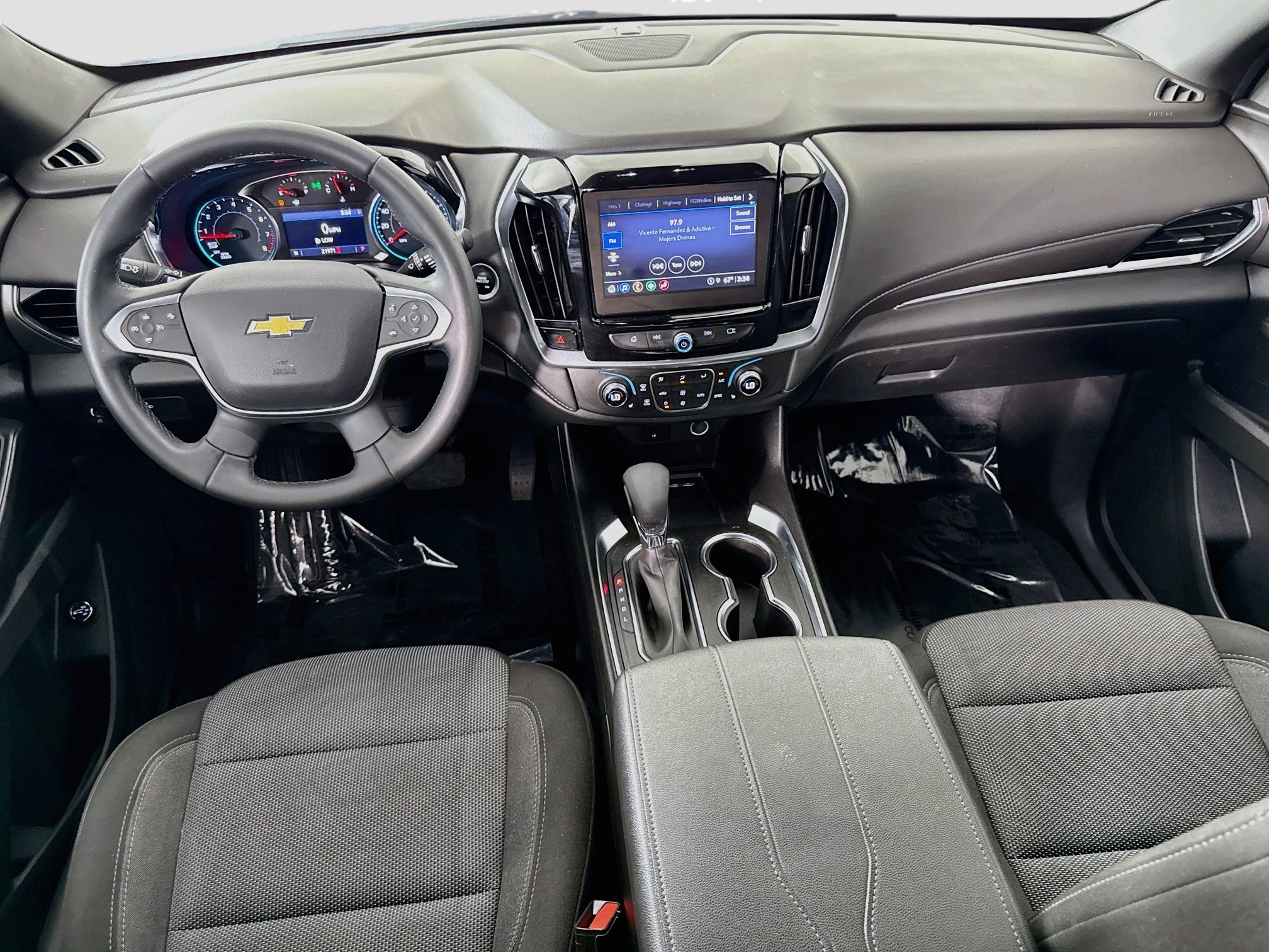 Used 2023 Chevrolet Traverse LT FWD image 24