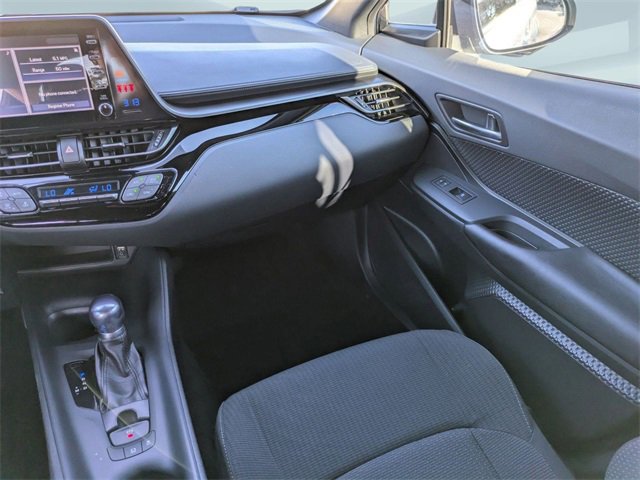 Used 2019 Toyota C-HR LE image 18