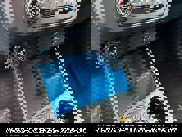 New 2025 Ford Maverick XLT image 17