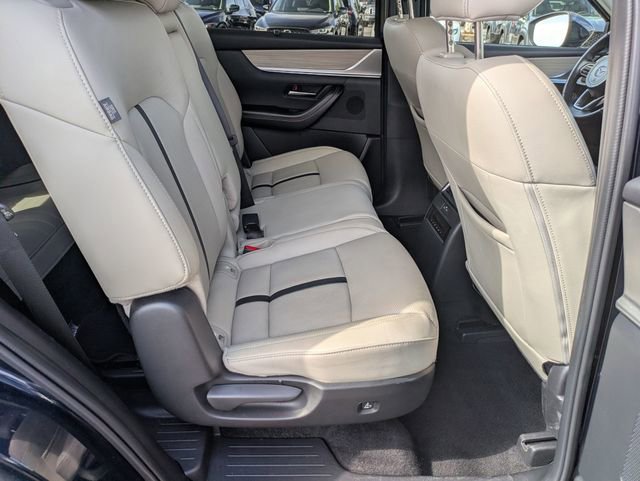Certified 2025 MAZDA CX-90 3.3 Turbo w/ Preferred Package image 28