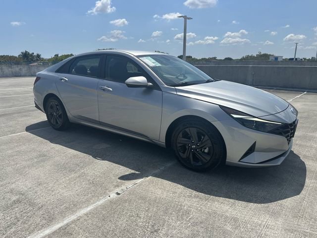 Used 2023 Hyundai Elantra SEL image 20