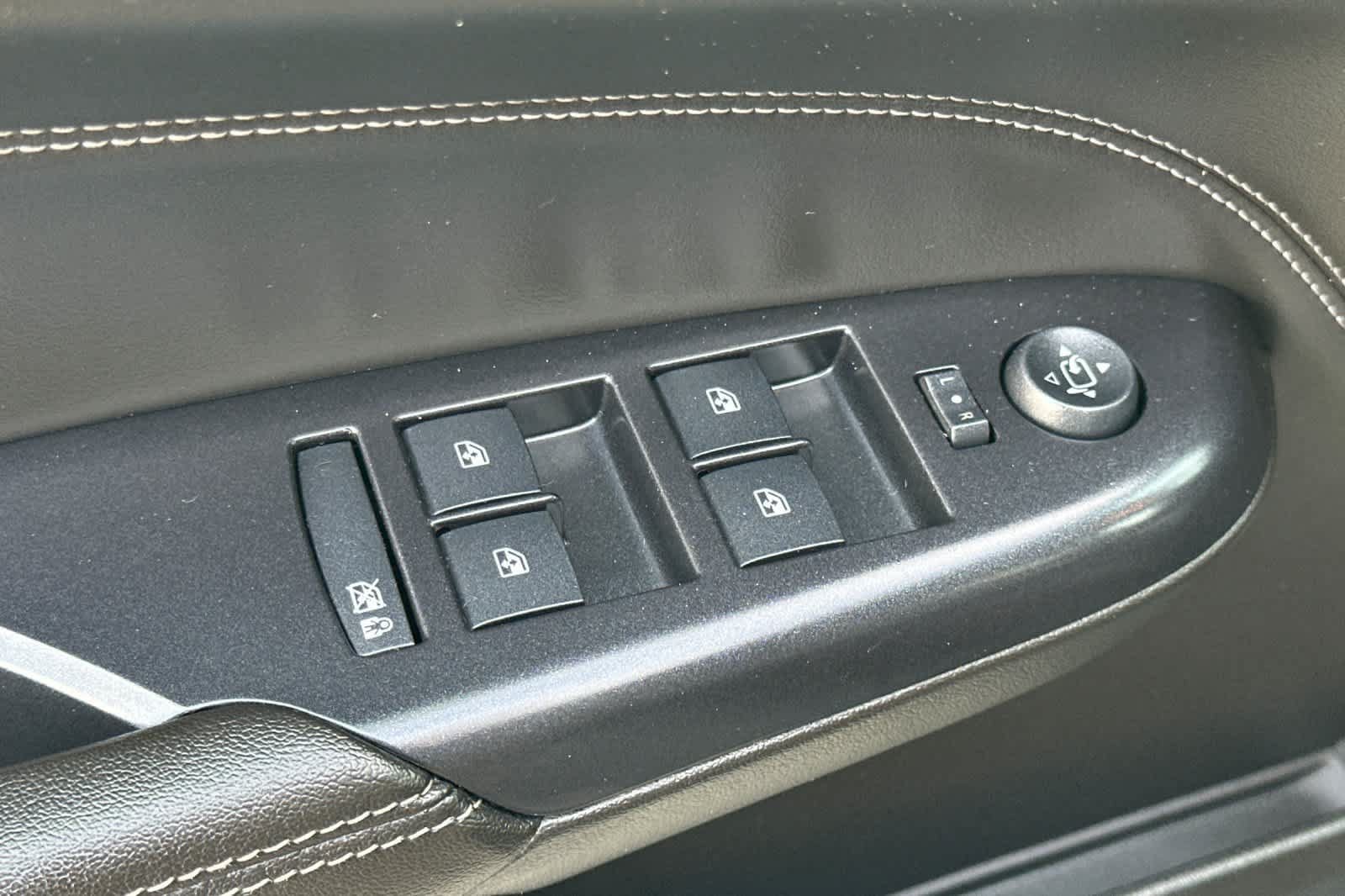 Used 2013 Cadillac SRX Performance FWD image 13