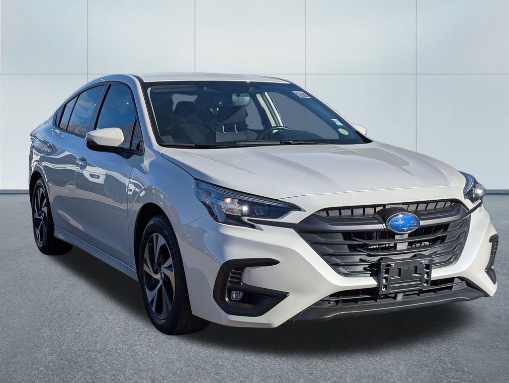 Used 2023 Subaru Legacy Premium image 3