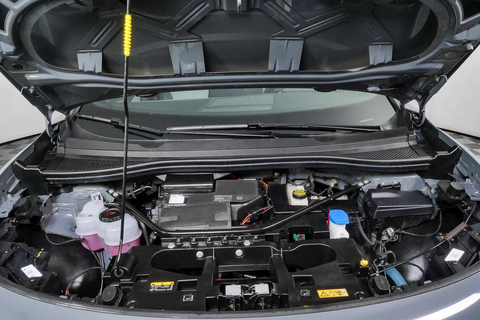 Certified 2023 Volkswagen ID.4 2WD image 36