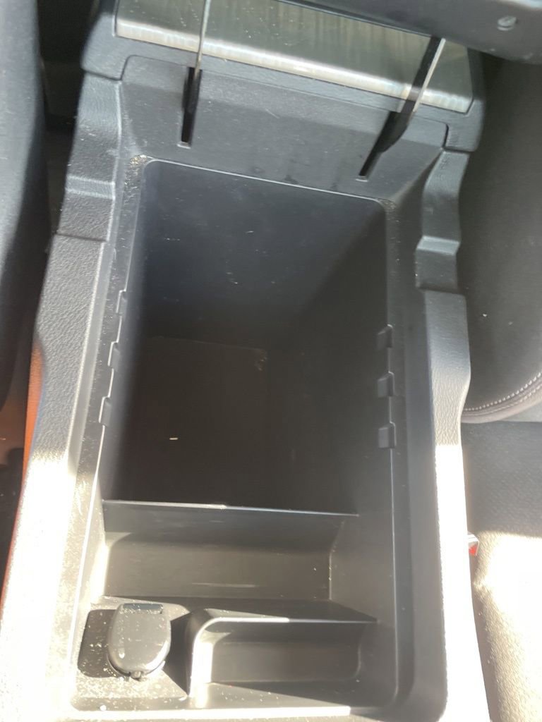 Used 2017 Nissan Murano S image 39