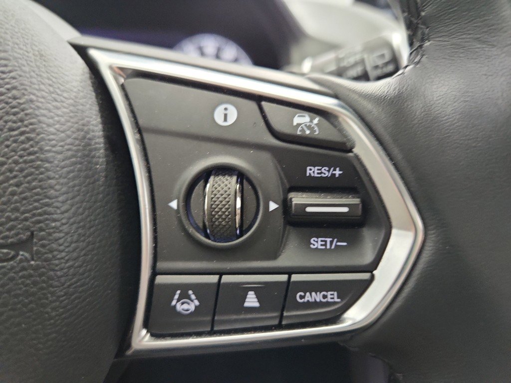 Used 2025 Acura RDX SH-AWD w/ Technology Package image 16