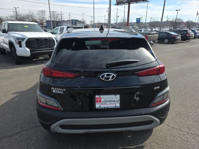 Used 2023 Hyundai Kona SEL image 5