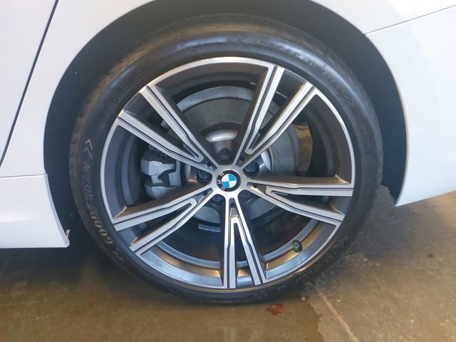 Used 2020 BMW 330i xDrive Sedan w/ M Sport Package image 32