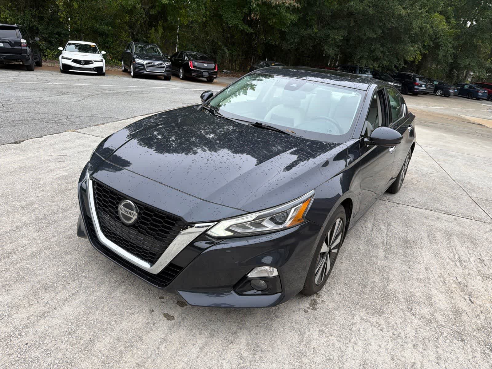 Used 2019 Nissan Altima 2.5 SV AWD/4WD image 3
