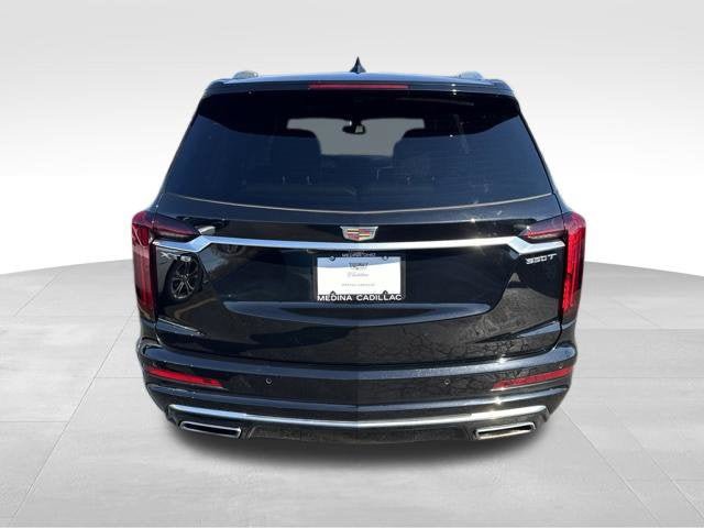 Used 2025 Cadillac XT6 Luxury FWD image 5